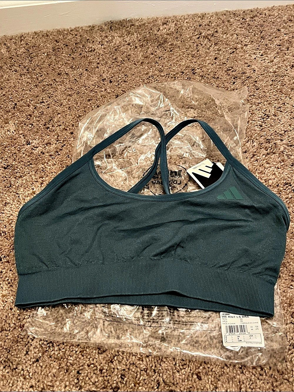 adidas Workout Essentials Light-Support Knit Bra Green Large (NEW)